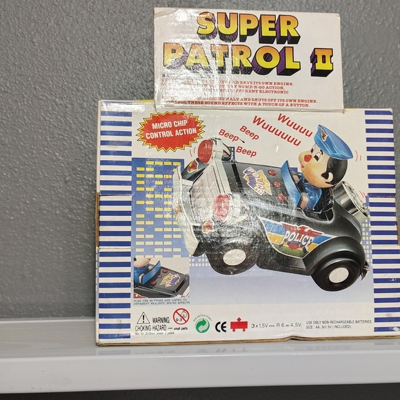 Rare Vintage Super Patrol II Police Car Toy with Blue and Black Design - Picture 4 of 5